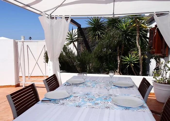 Happy Con Piscina Privada * Playa Blanca (Lanzarote)