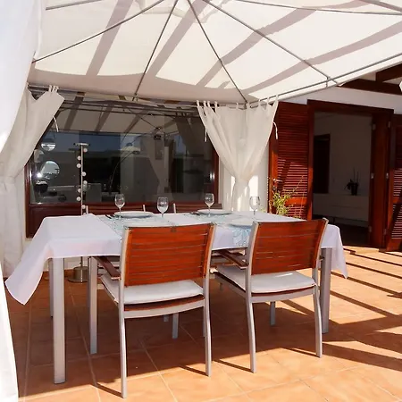 Villa Happy - Piscina Y Amplia Terraza Soleada Playa Blanca (Lanzarote)