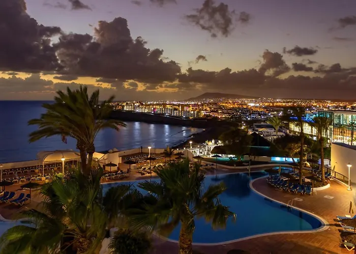 Happy Con Piscina Privada Villa Playa Blanca (Lanzarote)